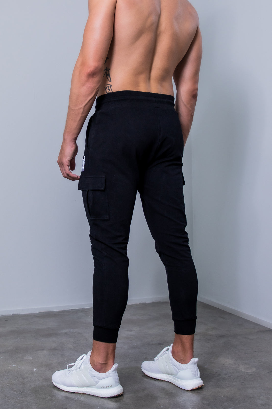 Cargo joggers 2.0 Black ironstance